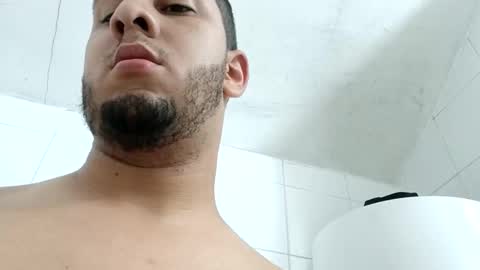 Snapshot of ronal498036 chatting on 10.20.25 ronal498036 online show from 10.20.25