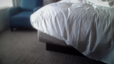 Snapshot of ronin098 chatting on 10.10.25 ronin098 online show from 10.10.25