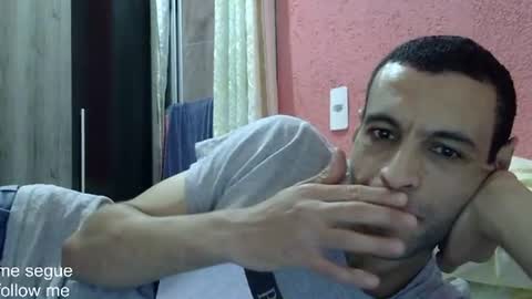 Snapshot of ronnispoto chatting on 12.30.24 ronny online show from 12.30.24