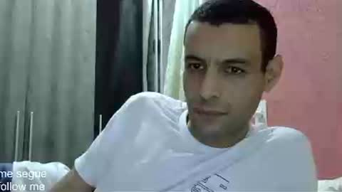 Snapshot of ronnispoto chatting on 12.31.24 ronny online show from 12.31.24