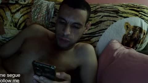 Snapshot of ronnispoto chatting on 01.18.25 ronny online show from 01.18.25