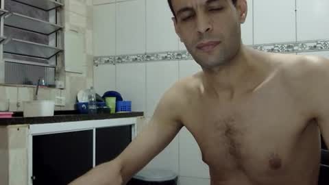 Snapshot of ronnispoto chatting on 03.05.25 ronny online show from 03.05.25