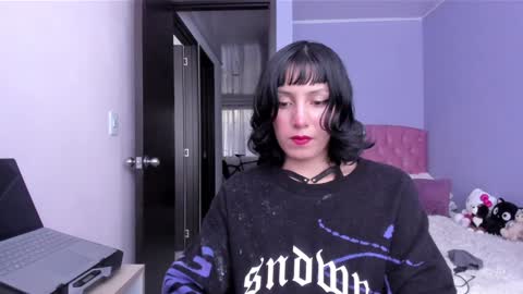 Snapshot of room312_ chatting on 12.31.24 Twelve 3 Inst Twelve 312002 Twitter Room312 2002 online show from 12.31.24