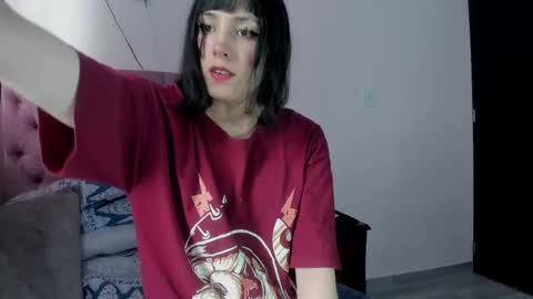 Snapshot of room312_ chatting on 10.18.25 Twelve 3 Inst Twelve 312002 Twitter Room312 2002 online show from 10.18.25