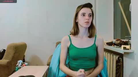 Snapshot of rosa843850 chatting on 02.16.25 rosa843850 online show from 02.16.25