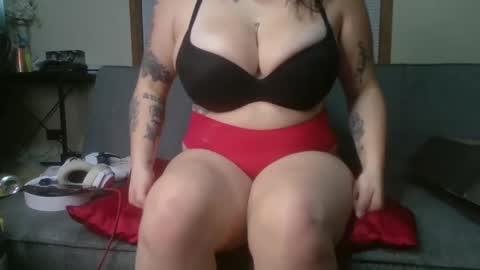 rosebbyxx online show from 10.04.25