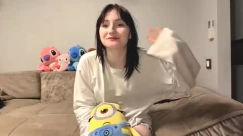 Snapshot of rosendapopper chatting on 11.18.25 Nika online show from 11.18.25