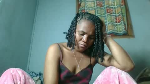 Snapshot of rosia22 chatting on 10.10.25 rosia22 online show from 10.10.25