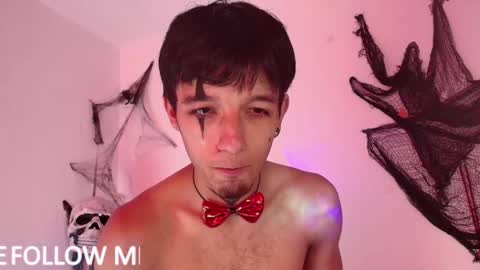 Snapshot of rosse_one chatting on 10.19.25 rosse_one online show from 10.19.25