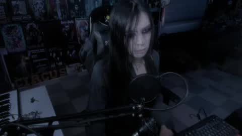 Snapshot of rotten_dreams chatting on 02.13.25 rot online show from 02.13.25