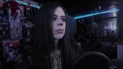 Snapshot of rotten_dreams chatting on 09.23.25 rot online show from 09.23.25