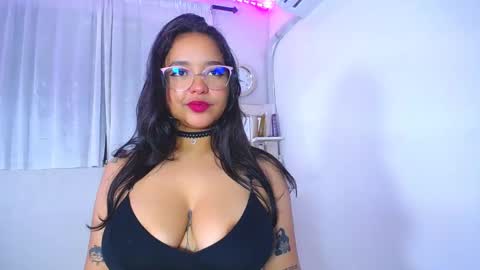 Snapshot of rous_25 chatting on 12.23.24 rous_25 online show from 12.23.24