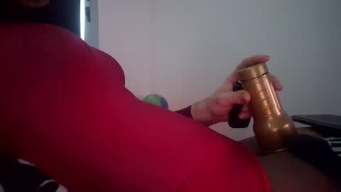 Snapshot of roxi6969 chatting on 02.16.25 Power play online show from 02.16.25