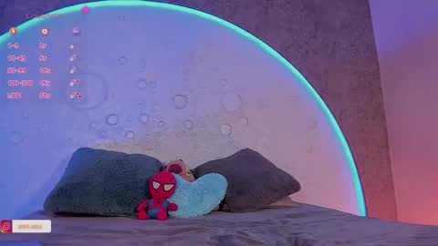 Roxx IG  online show from 02.12.25