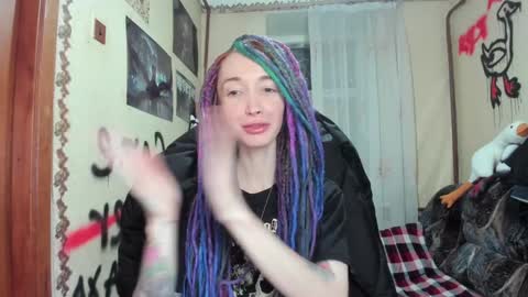 Snapshot of roxy_silver chatting on 12.05.24 Roxy online show from 12.05.24