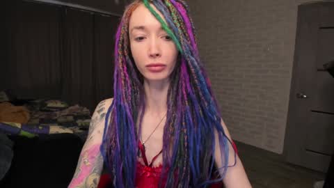 Snapshot of roxy_silver chatting on 01.02.25 Roxy online show from 01.02.25