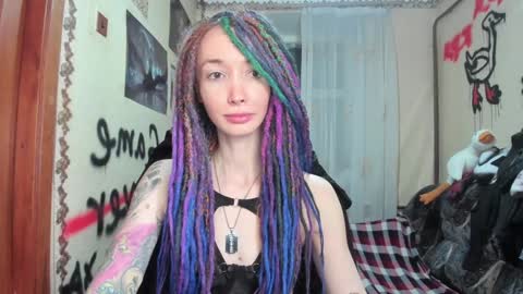 Snapshot of roxy_silver chatting on 01.24.25 Roxy online show from 01.24.25