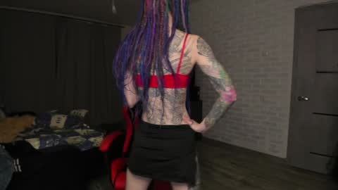 Snapshot of roxy_silver chatting on 01.29.25 Roxy online show from 01.29.25