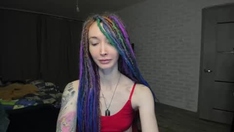 Snapshot of roxy_silver chatting on 02.11.25 Roxy online show from 02.11.25