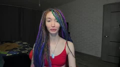 Snapshot of roxy_silver chatting on 02.12.25 Roxy online show from 02.12.25