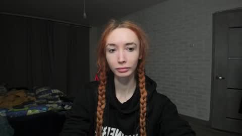 Snapshot of roxy_silver chatting on 02.26.25 Roxy online show from 02.26.25