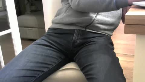 Snapshot of rsindie2 chatting on 12.16.24 rsindie2 online show from 12.16.24