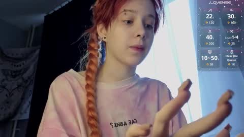 Snapshot of rubireyn chatting on 10.15.25 Rubi online show from 10.15.25
