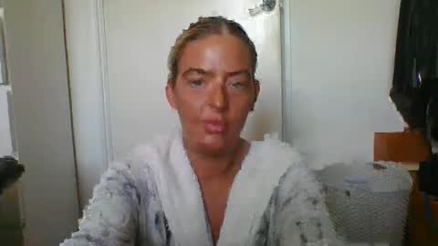 Snapshot of rubyredxxxoxxx chatting on 12.06.24 rubyredxxxoxxx online show from 12.06.24