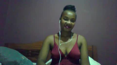 Snapshot of rycie chatting on 11.01.25 Rycie online show from 11.01.25