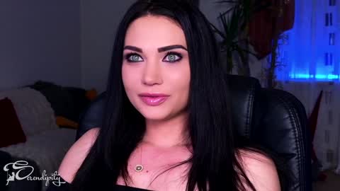 Snapshot of s3r3ndipity chatting on 02.04.25 Y      online show from 02.04.25