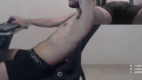 Snapshot of saat_hiel chatting on 01.01.25 Saat online show from 01.01.25