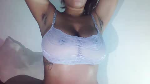 Snapshot of saavaghechick chatting on 02.18.25 Jeane online show from 02.18.25