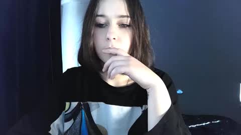 Snapshot of sademoface chatting on 03.07.25 pluto online show from 03.07.25