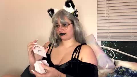 Snapshot of sadgirlsocial chatting on 09.27.25 sweet angel baby  online show from 09.27.25