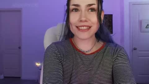 Sadie Renee  online show from 09.29.25