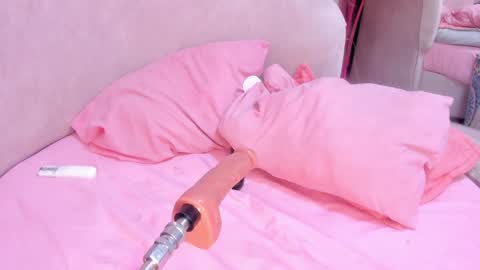 Snapshot of saekohofman chatting on 12.24.24 Mara online show from 12.24.24