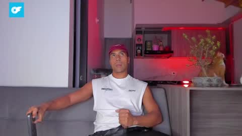 Snapshot of sag_1998 chatting on 02.07.25 Sag online show from 02.07.25