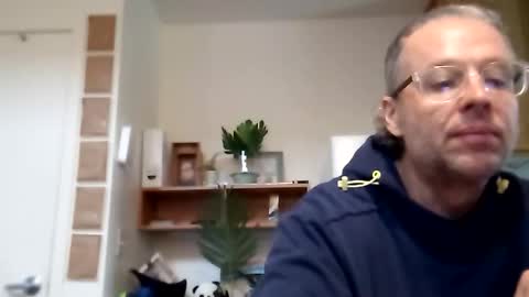 Snapshot of salis1981 chatting on 10.14.25 salis1981 online show from 10.14.25