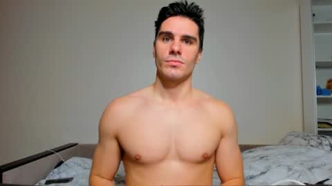 Snapshot of sam_huston18 chatting on 01.22.25 BACK IN 2 WEEKS online show from 01.22.25