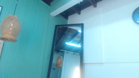 Snapshot of samanta_dream9 chatting on 11.08.25 samanta online show from 11.08.25