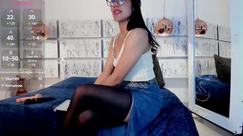 Snapshot of samantha__cooper__ chatting on 02.22.25 Samantha  online show from 02.22.25