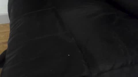 Snapshot of samiam381653 chatting on 09.26.25 samiam381653 online show from 09.26.25