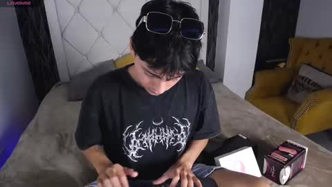 Snapshot of samu_foxxx chatting on 09.10.25 SAMU online show from 09.10.25