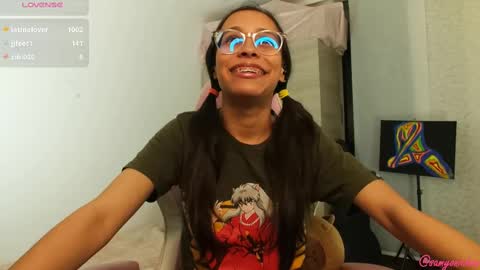 Snapshot of samyonichan chatting on 12.11.24 Special show on 17 december and 23 UwU online show from 12.11.24