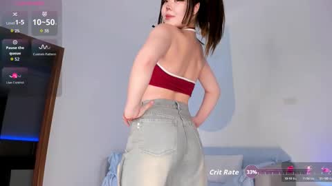 Snapshot of sana_minatozaki chatting on 10.06.25 God Sana online show from 10.06.25