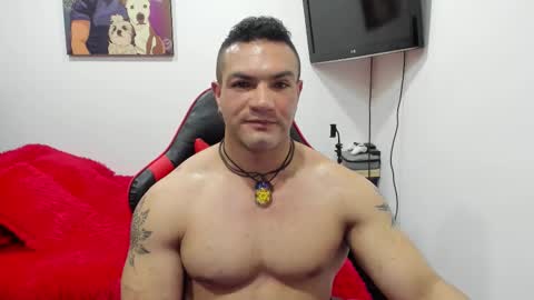 Snapshot of santi_pastori chatting on 09.26.25 santi_pastori online show from 09.26.25