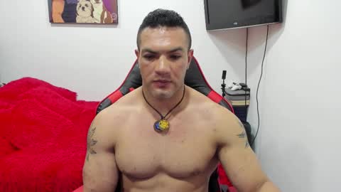 Snapshot of santi_pastori chatting on 09.28.25 santi_pastori online show from 09.28.25