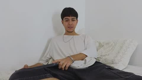 Snapshot of santybig18 chatting on 12.17.24 santybig18 online show from 12.17.24