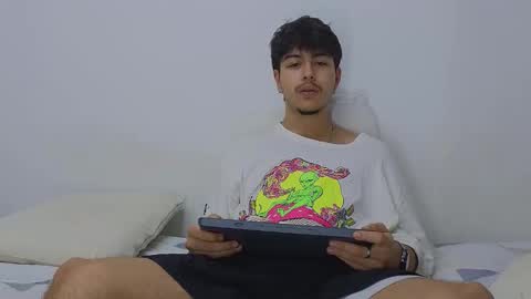 Snapshot of santybig18 chatting on 11.14.25 santybig18 online show from 11.14.25