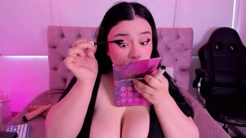 Snapshot of sara_ariass chatting on 09.24.25 SARA ARIAS online show from 09.24.25